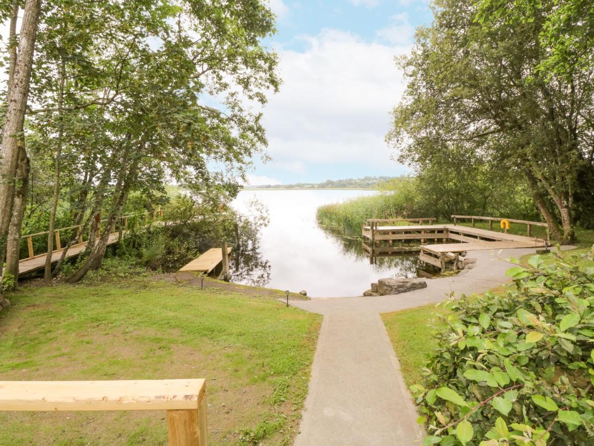 Port Heron Lodge Athlone Buitenkant foto